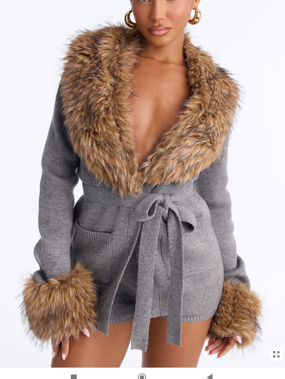 Faux Fur Trim Sweater Short Set - Picture 2 of 4